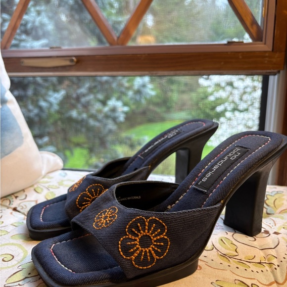 Vintage No Boundaries Dark Blue Denim Slide Heels with Orange Floral Stitching - Picture 4 of 7